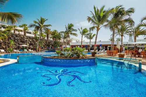 Apartamentos los volcanes luxury views