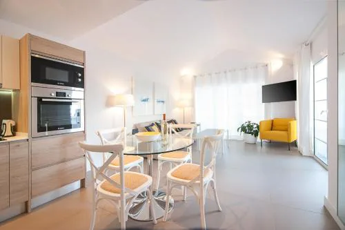 Rooms & Suites Princesa Sonia - Puerto del Carmen, Lanzarote - Near the Beach