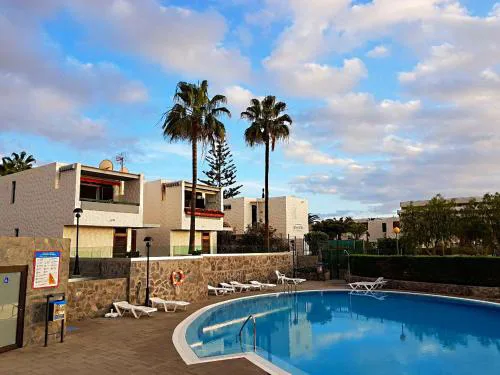 Beautiful Apartment In Apartamerica, Las Americas LA140