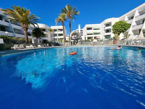 Casa Palmera 2 only 150 meters to the beach, heated pool, Wifi, SAT-TV, terrace, central location, washing machine