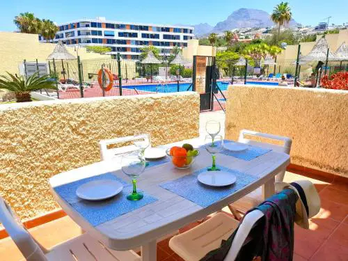 El cortijo, pool view