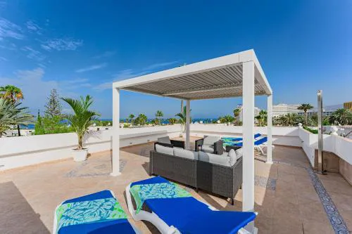 Endless Summer Beach Apartment - Casa Regnilla