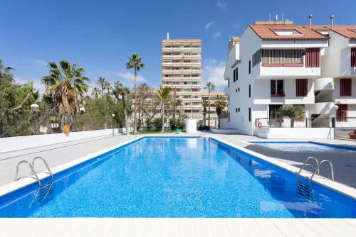 Home2Book Family Apartment with Pool near Beach