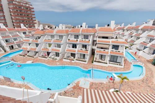 Las Floritas 22 - One Bed ground floor with pool view