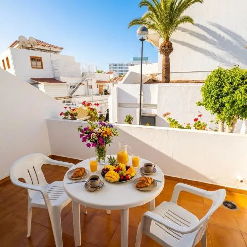 Nice apartment on Las Americas Beach