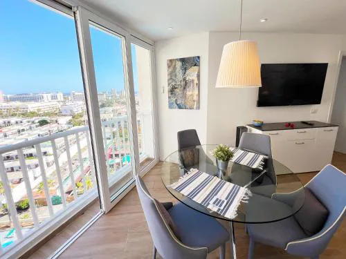 Panoramic & Sea View Holiday Home in Playa de las Américas, Tenerife South