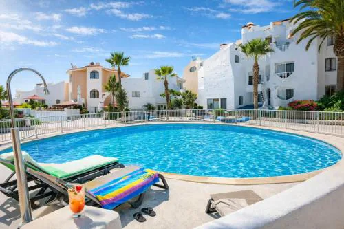 Party Coast Apartment for Young Travelers