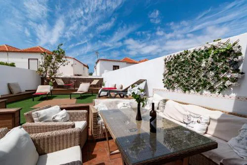 Villa Tricia 6 Bedroom Las Americas