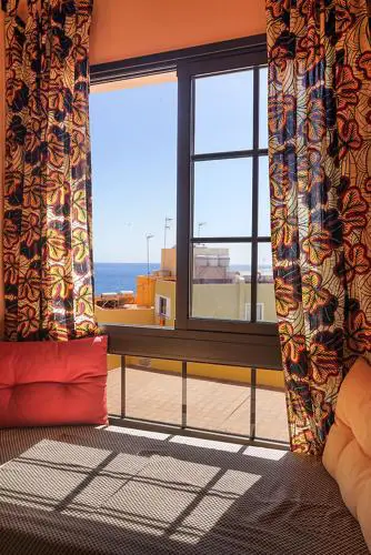 Große Dachwohnung mit Blick auf das Meer