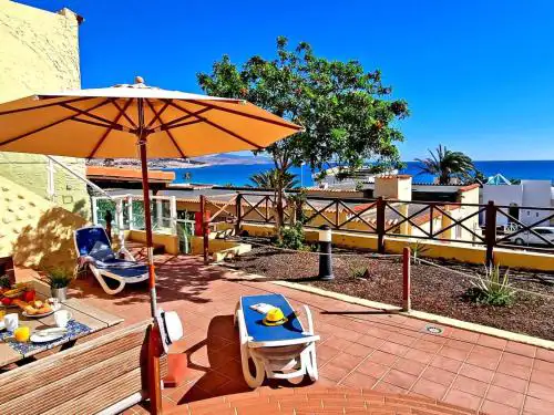 Apartment Charmantes Appartement in Costa Calma mit Terrasse und gemeinsamem Pool by Interhome