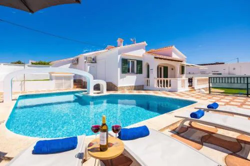 Villa Eugenia Large Private Pool AC WiFi