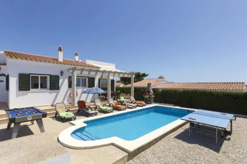 Villa Leander by Villa Plus