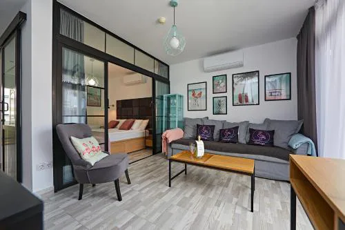 APARTMENT FLAMINGO