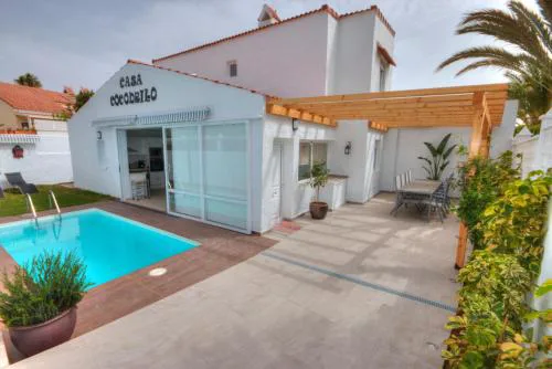 Casa Cocodrilo by CASAS COCODRILO