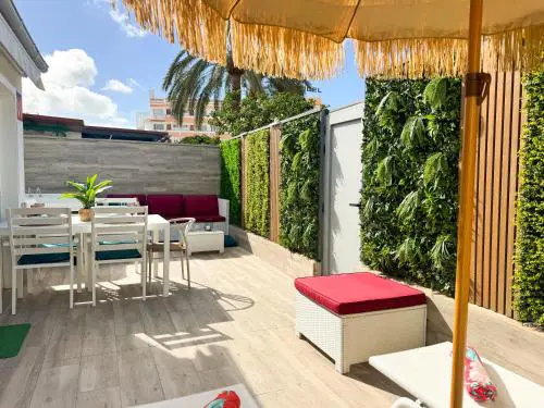 Oasis Beach Home II - Your Private Retreat with Jacuzzi