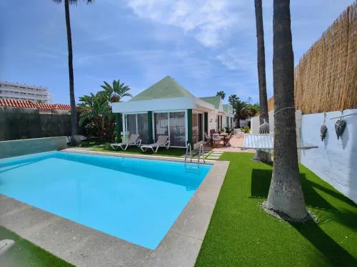 Villa Nuria, con piscina privada