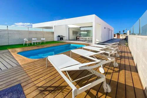 LEA LUXURY GOLF HOUSE
