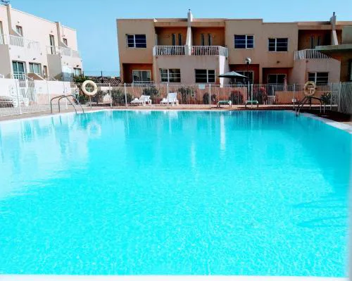 Litha House, 3 Bed Holiday Home set Over 3 Floors 5 Mins From Beach and all Amenities