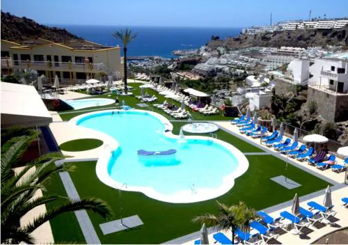 Apartamentos Natural Park