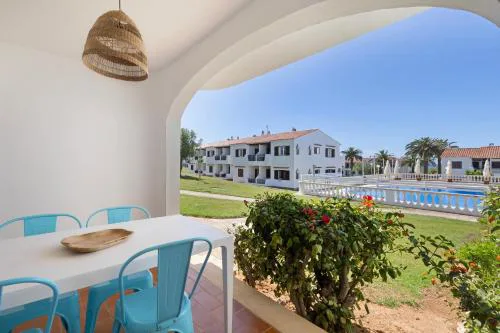 Casa en playa Son Bou con terraza