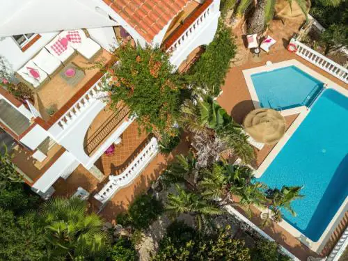Holiday Home Villa Margarita in Son Bou mit Pool und Meerblick by Interhome