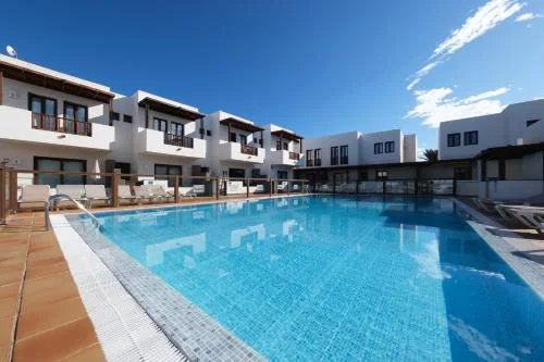 Bella Vista - Duplex with Pool and BBQ By Lanzarote Vacation Homes