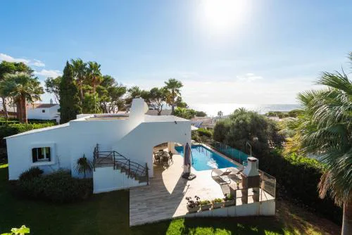 Villa Los Remos by Escape Home