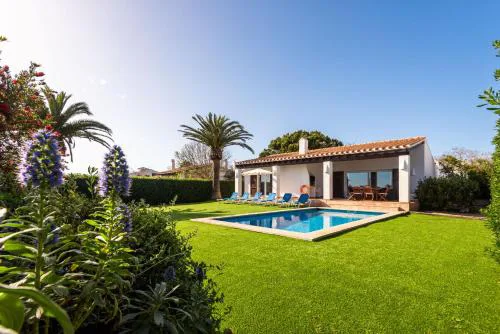 Villa Sonrisa by Escape Home