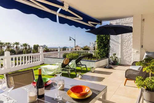 The Daisies - sunny, modern 2 bedroom apartment