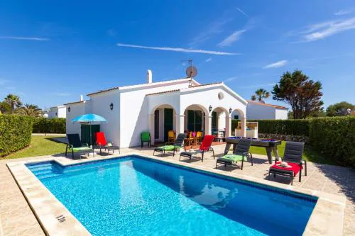 Villa Avellano by Villa Plus