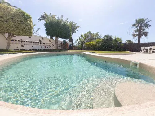 Fully refurbished Private 3BR Villa Heated Pool