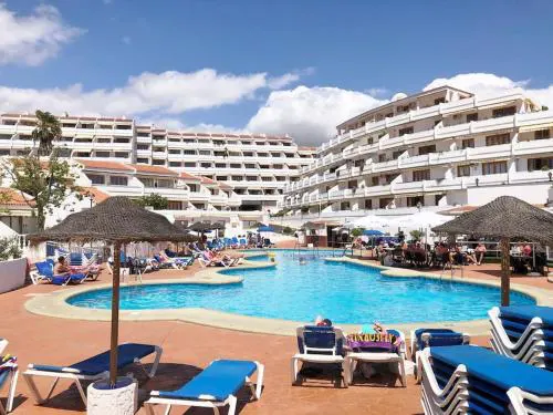 Apartamento con Vistamar y piscina climatizada en Garden City
