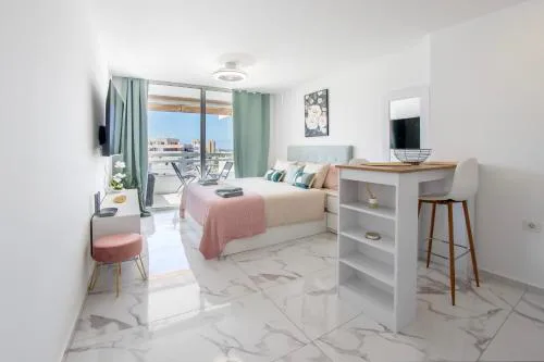 Marble Sea View Ponderosa 606