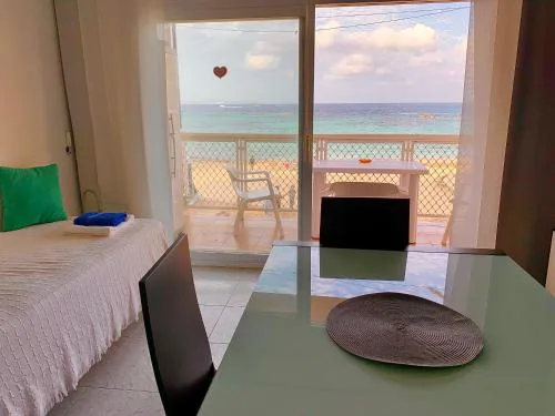 APT Borras, Es Pujols-fronte mare