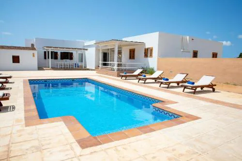 V Es Pujols Formentera rustick