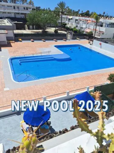 EL CHAPARRAL Studio-appartement with fantastic pool- view and STRONG WIFI