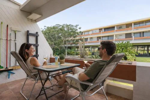 Marav, POOL & WIFI