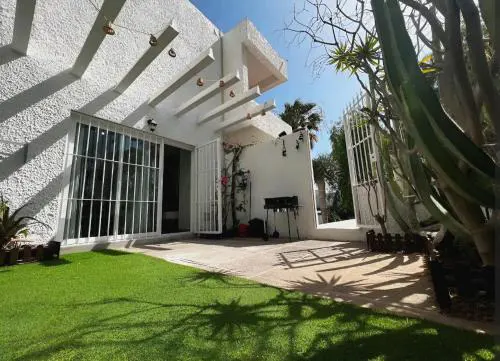 Relaxing Escape, Cozy Terrace Studio BRAVO's House