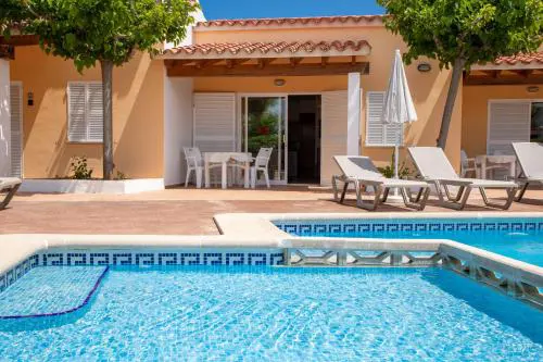 Apartamentos Island