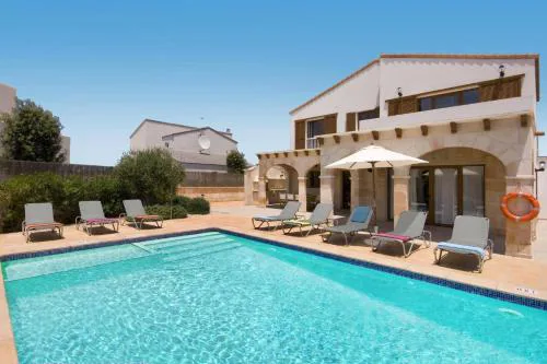 Villa Candela by Villa Plus