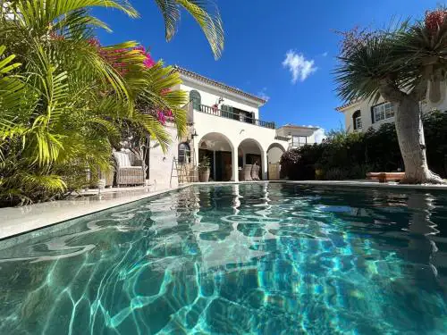Villa Oasis - beautiful house with private pool