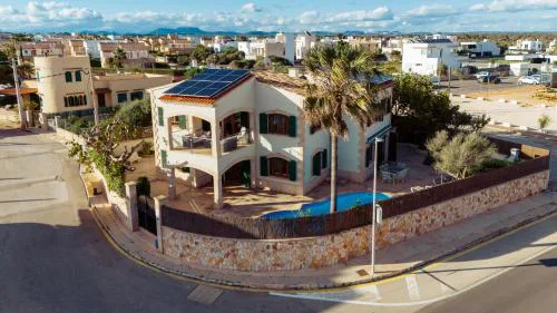 Villa Finca Haus für Gruppen, Bike & Familien Top-Lage am Meer bei Es Trenc, Pool, Klimaanlage