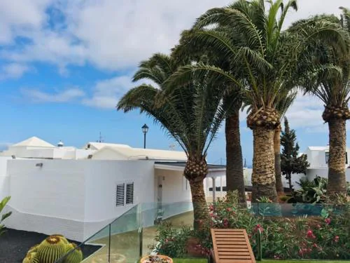 Apartamentos Anjomacar B