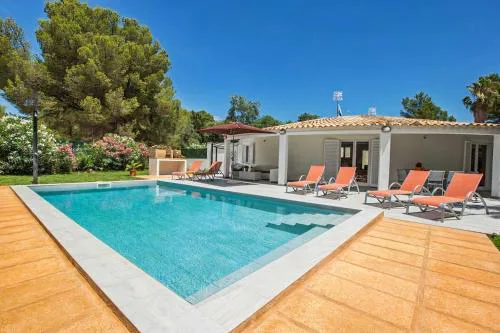 Charming Casa Encinar in Tranquil Residential Area
