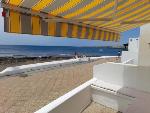 El Mar de Peyo , primera línea de playa
