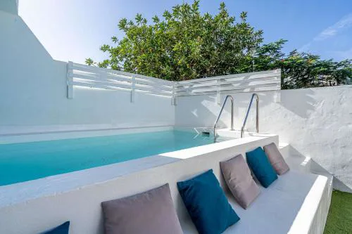 VIBESOL Apartments
