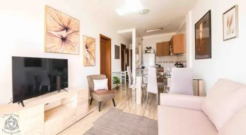2 Bdr Apartment In Palm Mar PM120 Pool Parking