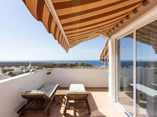 Apartment Appartement in Palm-Mar mit Großer Terrasse und Meerblick by Interhome