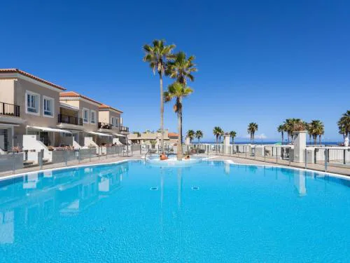 Apartment Wohnung in Palm-Mar mit Großer Terrasse und Meerblick by Interhome