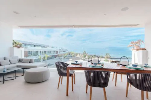 Infinity 1-6 LUXE SEA VIEW 2B